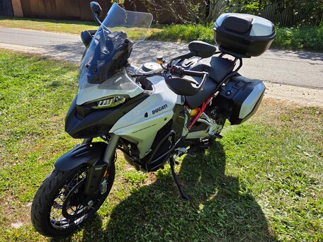 2022 Ducati Multistrada V4, белый, 2000000 рублей, вид 1