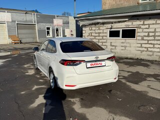 2020 Toyota Corolla XII (E210), белый, 2350000 рублей, вид 2