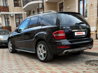 2011 Mercedes-Benz M-Класс 350 II (W164) Рестайлинг, чёрный, 1700000 рублей, вид 3
