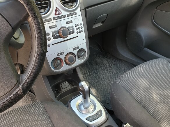 2012 Opel Corsa D Рестайлинг II, белый - вид 4