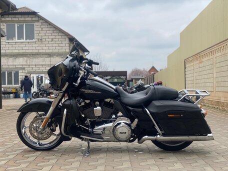 2012 Harley-Davidson Street Glide, чёрный, 1290000 рублей, вид 4