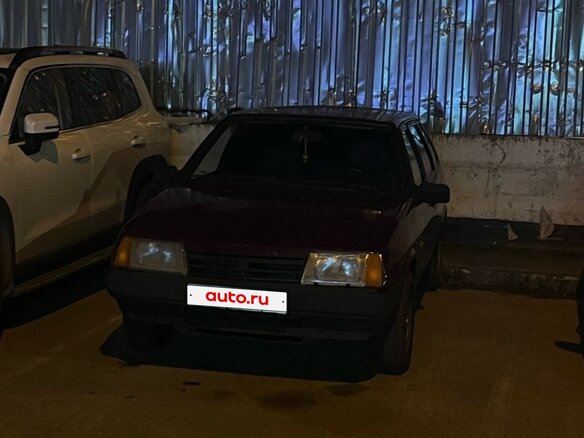 2000 Lada (ВАЗ) 2109, пурпурный