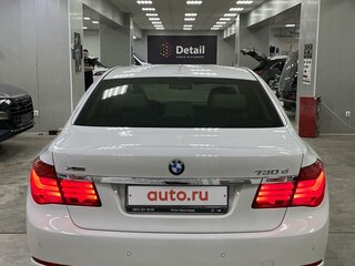 2012 BMW 7 серии 730d xDrive V (F01/F02/F04) Рестайлинг, белый, 3000000 рублей, вид 4