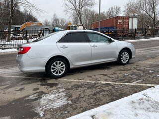 2011 Toyota Camry VII (XV50), серый, 1525000 рублей, вид 3