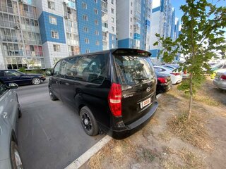 2011 Hyundai Grand Starex I, чёрный, 2100000 рублей, вид 3