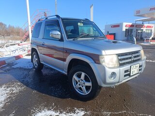 2010 Mitsubishi Pajero Mini II, серебристый, 850000 рублей, вид 2