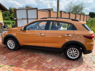 2019 Kia Rio X-Line IV, оранжевый, 1800000 рублей, вид 5