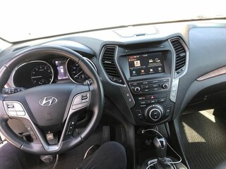 2017 Hyundai Santa Fe III Рестайлинг, белый, 2350000 рублей, вид 4