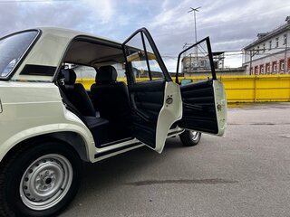 1998 Lada (ВАЗ) 2105, белый, 1250000 рублей, вид 4