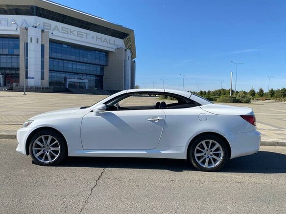 2011 Lexus IS 250C II Рестайлинг 2, белый, 1700000 рублей - вид 6