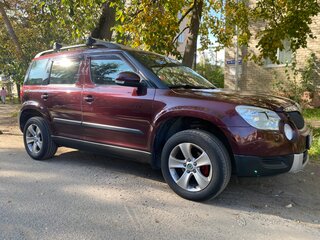 2012 Skoda Yeti I, пурпурный, 840000 рублей, вид 2