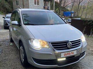 2007 Volkswagen Touran I Рестайлинг, серебристый, 1200000 рублей, вид 3