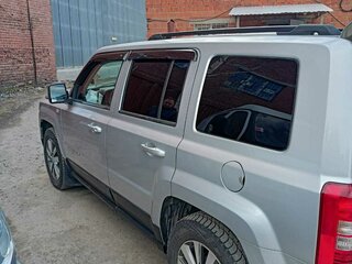 2012 Jeep Liberty (Patriot), серый, 1500000 рублей, вид 4