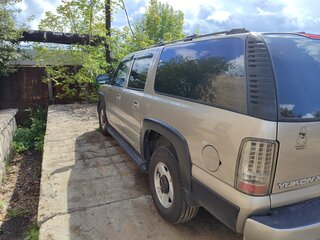 2002 GMC Yukon XL 2500 II (GMT800), бежевый, 1450000 рублей, вид 5