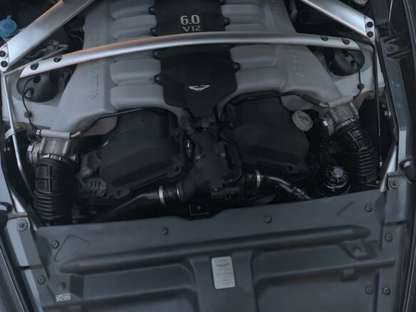 2010 Aston Martin Rapide I, серый - вид 7
