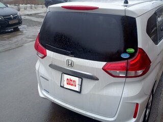 2020 Honda Freed II Рестайлинг, белый, 2030000 рублей, вид 4