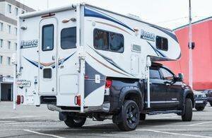 2011 Toyota Tundra CrewMax II, чёрный, 8000000 рублей, вид 2