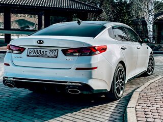 2018 Kia Optima IV Рестайлинг, белый, 1900000 рублей, вид 1