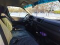 2016 Toyota HiAce, серебристый, 3500000 рублей - вид 4