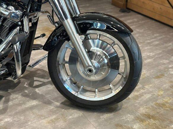 2023 Harley-Davidson Fat Boy, чёрный, 3300000 рублей - вид 14
