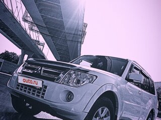2011 Mitsubishi Pajero IV Рестайлинг 1, белый, 1760000 рублей, вид 4