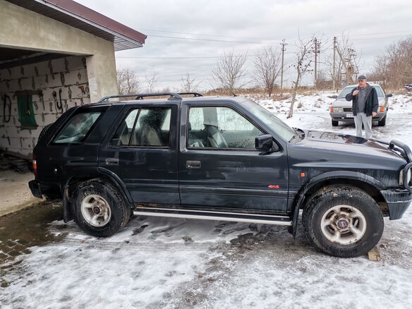 1995 Opel Frontera A, чёрный, 415000 рублей - вид 1