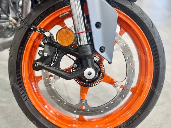 2026 KTM 390 Duke, синий, 699000 рублей - вид 23