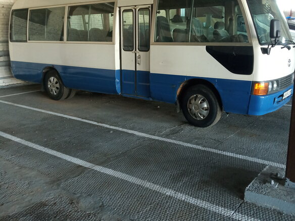 1998 Toyota Coaster, белый, 314000 рублей