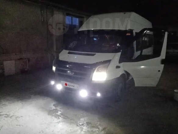 2010 Ford Transit, белый, 700000 рублей - вид 6