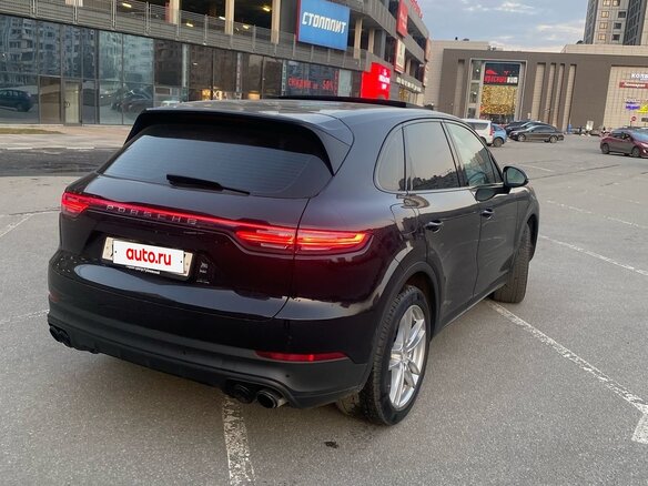 2019 Porsche Cayenne III, чёрный, 6050000 рублей - вид 2