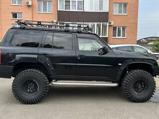 2008 Nissan Patrol V (Y61) Рестайлинг, чёрный, 3000000 рублей, вид 3