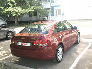 2009 Chevrolet Cruze I, красный, 800000 рублей, вид 4