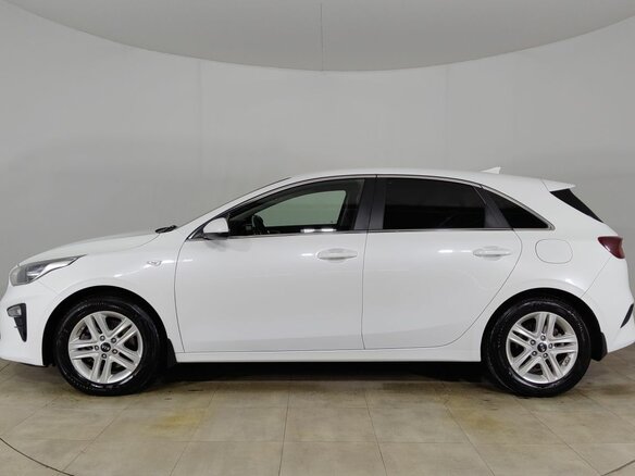 2018 Kia Ceed III, белый, 1525000 рублей - вид 7