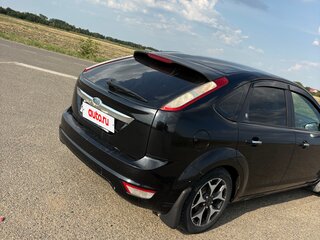2009 Ford Focus II Рестайлинг, чёрный, 500000 рублей, вид 3