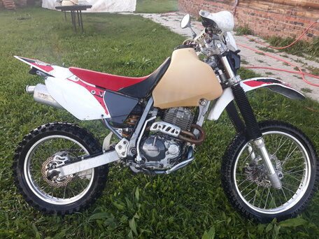 2000 Honda XR 400, белый, 370000 рублей, вид 1