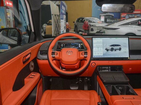 2026 Toyota bZ3X 50 kWh, белый, 2400000 рублей - вид 11