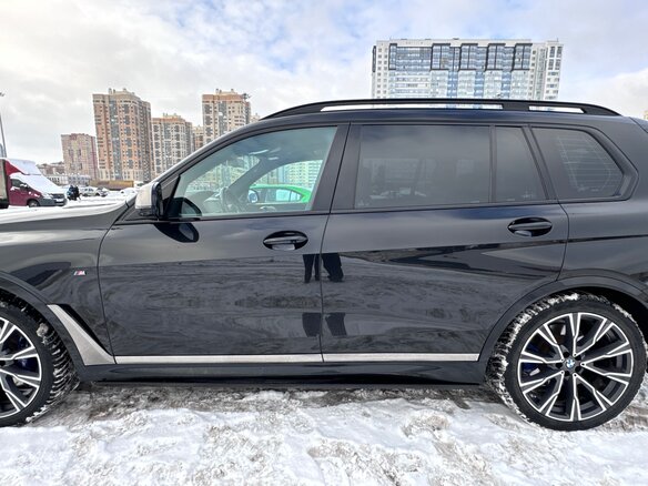 2019 BMW X7 M50d I (G07), чёрный, 11500000 рублей - вид 2