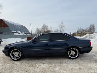 1997 BMW 7 серии 735i III (E38), синий, 1400000 рублей, вид 5