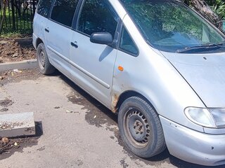1999 Volkswagen Sharan I, серебристый, 280000 рублей, вид 2