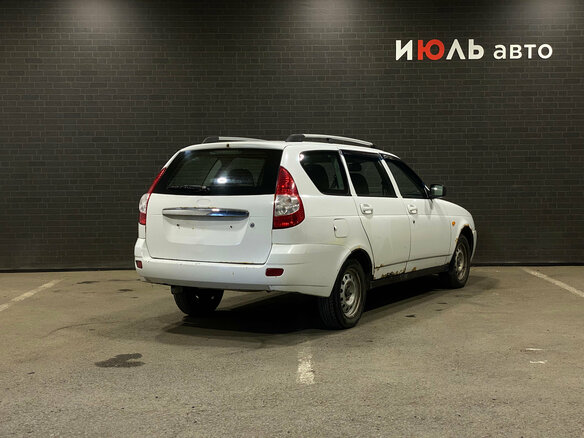 2010 Lada (ВАЗ) Priora I, белый - вид 1