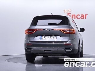 2023 Renault Koleos II Рестайлинг, чёрный, 1950000 рублей, вид 4