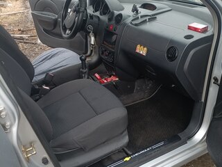 2006 Chevrolet Aveo I, серебристый, 471500 рублей, вид 4