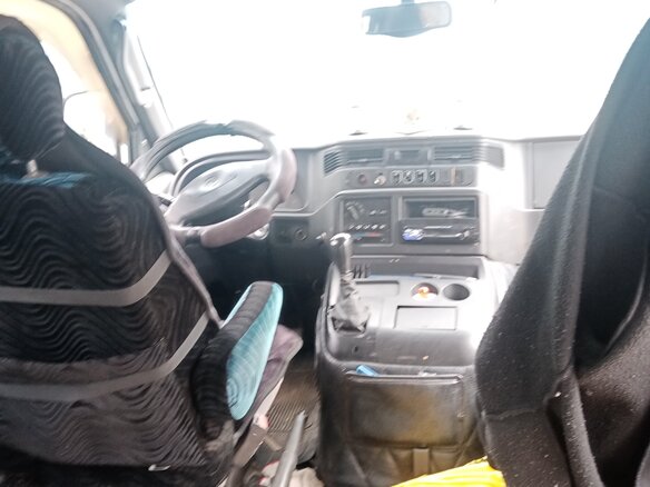 2003 SsangYong Transstar, белый, 450000 рублей - вид 4