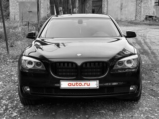 2012 BMW 7 серии Long 740Li V (F01/F02/F04), чёрный, 1750000 рублей, вид 3