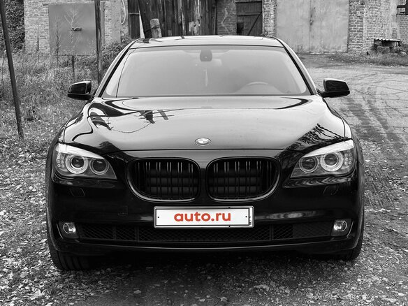 2012 BMW 7 серии Long 740Li V (F01/F02/F04), чёрный, 1700000 рублей - вид 2