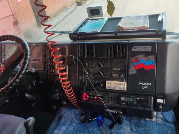 1999 MAN F 2000, красный, 2100000 рублей - вид 7