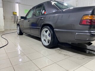 1992 Mercedes-Benz W124 230, серый, 550000 рублей, вид 5