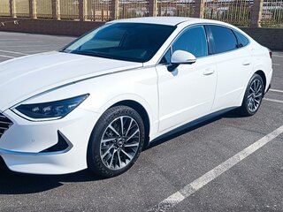 2020 Hyundai Sonata VIII (DN8), белый, 2900000 рублей, вид 1