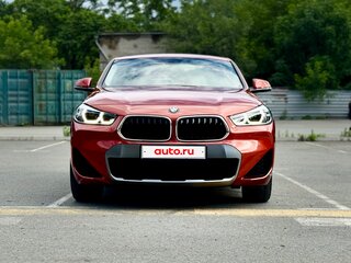 2020 BMW X2 sDrive18i I (F39), красный, 2250000 рублей, вид 4