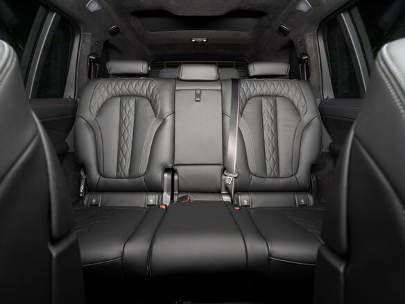 2026 BMW X7 40i I (G07) Рестайлинг, серый, 18490000 рублей - вид 19